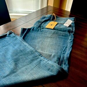 Men’s lucky brand jeans